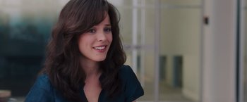 Movie still from “The Vow” (2012), directed by Michael Sucsy – A person with long brown hair; Close Up shot, Over the shoulder angle