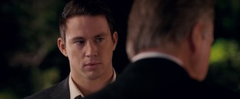 Movie still from “The Vow” (2012), directed by Michael Sucsy – A person looking at a mirror; Close Up shot, Over the shoulder angle