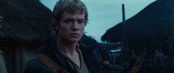 Movie still from “Eragon” (2006), directed by Stefen Fangmeier – Close Up shot, Over the shoulder angle