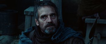 Movie still from “Eragon” (2006), directed by Stefen Fangmeier – Close Up shot, Over the shoulder angle