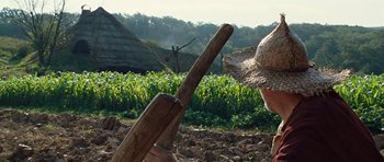 Movie still from “Eragon” (2006), directed by Stefen Fangmeier – Close Up shot, Over the shoulder angle