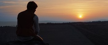 Movie still from “Eragon” (2006), directed by Stefen Fangmeier – Wide shot, Low angle