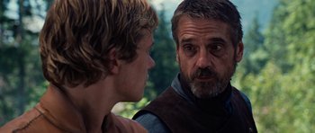 Movie still from “Eragon” (2006), directed by Stefen Fangmeier – Close Up shot, Over the shoulder angle