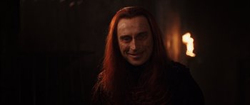 Movie still from “Eragon” (2006), directed by Stefen Fangmeier – Close Up shot, Over the shoulder angle