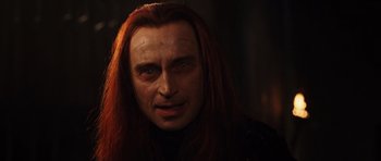 Movie still from “Eragon” (2006), directed by Stefen Fangmeier – Close Up shot, Over the shoulder angle