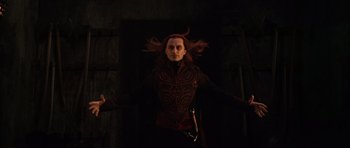 Movie still from “Eragon” (2006), directed by Stefen Fangmeier – Medium shot, Low angle