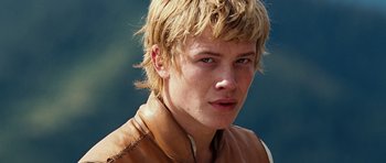 Movie still from “Eragon” (2006), directed by Stefen Fangmeier – Close Up shot, Low angle