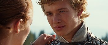 Movie still from “Eragon” (2006), directed by Stefen Fangmeier – Close Up shot, Over the shoulder angle