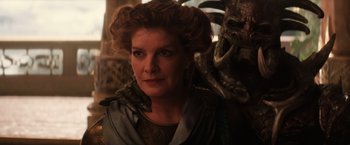 Movie still from “Thor: The Dark World” (2013), directed by Alan Taylor – A person wearing a costume; Close Up shot, Over the shoulder angle