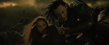 Movie still from “Thor: The Dark World” (2013), directed by Alan Taylor – A woman and a man are fighting in a field; Close Up shot, Over the shoulder angle