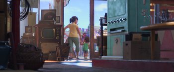 Movie still from “Toy Story 4” (2019), directed by Josh Cooley – A woman and a little girl walking in a room; Wide shot, Over the shoulder angle