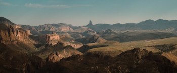 Movie still from “Twilight” (2008), directed by Catherine Hardwicke – A view of a mountain range from the top of a hill; Extreme Wide shot, High angle