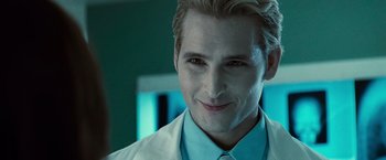 Movie still from “Twilight” (2008), directed by Catherine Hardwicke – A person wearing a lab coat; Close Up shot, Over the shoulder angle