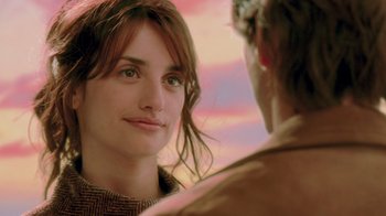 Movie still from “Vanilla Sky” (2001), directed by Cameron Crowe – A person looking into a mirror; Close Up shot, Over the shoulder angle