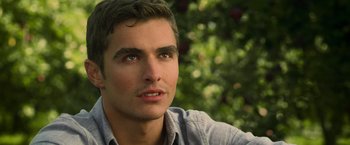 Movie still from “Warm Bodies” (2013), directed by Jonathan Levine – A person wearing a blue shirt; Close Up shot, Over the shoulder angle