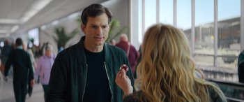 Movie still from “Your Place or Mine” (2023), directed by Aline Brosh McKenna – A man and a woman are talking to each other; Close Up shot, Over the shoulder angle