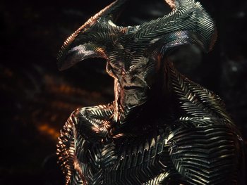 Movie still from “Zack Snyder's Justice League” (2021), directed by Zack Snyder – A metal sculpture of a demon; Close Up shot, High angle