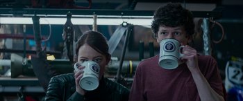 Movie still from “Zombieland: Double Tap” (2019), directed by Ruben Fleischer – A man and a woman are drinking from cups; Close Up shot, Over the shoulder angle