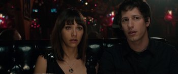 Movie still from “Celeste & Jesse Forever” (2012), directed by Lee Toland Krieger – A woman sitting next to a man in a car; Close Up shot, Over the shoulder angle