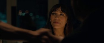 Movie still from “Celeste & Jesse Forever” (2012), directed by Lee Toland Krieger – A person looking up at something; Close Up shot, Over the shoulder angle