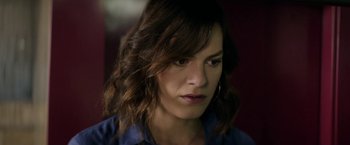 Movie still from “A Fantastic Woman” (2017), directed by Sebastián Lelio – A person wearing a blue shirt; Close Up shot, Over the shoulder angle