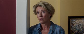 Movie still from “A Walk in the Woods” (2015), directed by Ken Kwapis – A person with short blonde hair; Close Up shot, Over the shoulder angle