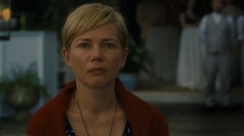 Movie still from “After the Wedding” (2019), directed by Bart Freundlich – A person with short blonde hair; Close Up shot, Over the shoulder angle