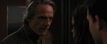 Movie still from “Beautiful Creatures” (2013), directed by Richard LaGravenese – A person talking to another person; Close Up shot, Over the shoulder angle