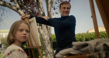 Movie still from “Big Eyes” (2014), directed by Tim Burton – A man and a little girl painting a tree; Medium shot, Low angle