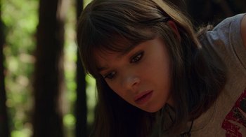 Movie still from “Bumblebee” (2018), directed by Travis Knight – A person with long brown hair; Close Up shot, High angle