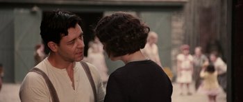 Movie still from “Cinderella Man” (2005), directed by Ron Howard – A man and a woman talking to each other; Close Up shot, Over the shoulder angle