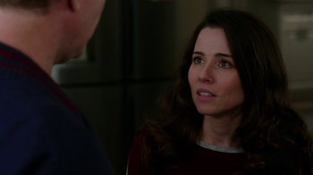 Movie still from “Daddy's Home” (2015), directed by Sean Anders – A woman talking to a man in front of a building; Close Up shot, Over the shoulder angle