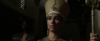 Movie still from “Exodus: Gods and Kings” (2014), directed by Ridley Scott – A person wearing a headdress; Close Up shot, Low angle