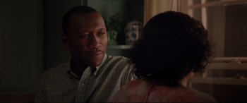 Movie still from “Hidden Figures” (2016), directed by Theodore Melfi – A man and a woman are talking to each other; Close Up shot, Over the shoulder angle