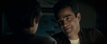Movie still from “Green Lantern” (2011), directed by Martin Campbell – A person talking to another person; Close Up shot, Over the shoulder angle