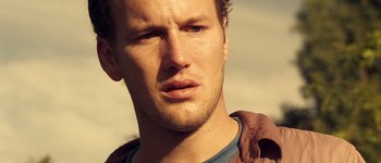 Movie still from “Hard Candy” (2005), directed by David Slade – A man's face in the sunlight; Close Up shot, Low angle