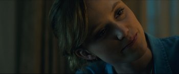 Movie still from “Independence Day: Resurgence” (2016), directed by Roland Emmerich – A person's eyes and face; Close Up shot, Over the shoulder angle
