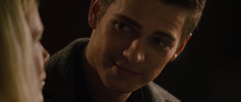 Movie still from “Jumper” (2008), directed by Doug Liman – A young man's face; Close Up shot, Over the shoulder angle