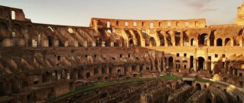 Movie still from “Jumper” (2008), directed by Doug Liman – The colosseum in the evening sun; Extreme Wide shot, Low angle