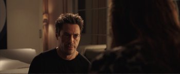 Movie still from “Kiss Kiss Bang Bang” (2005), directed by Shane Black – A person looking at the camera; Close Up shot, Over the shoulder angle