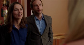 Movie still from “Laggies” (2014), directed by Lynn Shelton – A man and a woman standing next to each other; Close Up shot, Over the shoulder angle