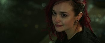 Movie still from “Life Itself” (2018), directed by Dan Fogelman – A person with red curly hair; Close Up shot, Over the shoulder angle