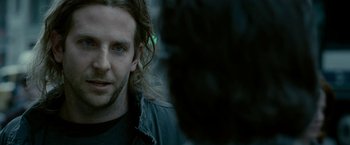 Movie still from “Limitless” (2011), directed by Neil Burger – A person with long hair; Close Up shot, Over the shoulder angle