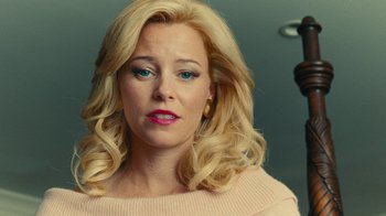 Movie still from “Love & Mercy” (2014), directed by Bill Pohlad – A woman with blonde hair and blue eyes; Close Up shot, Over the shoulder angle