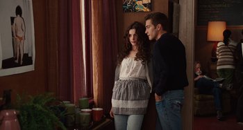 Movie still from “Love & Other Drugs” (2010), directed by Edward Zwick – Medium shot, Over the shoulder angle