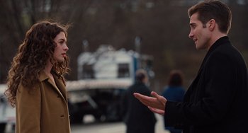 Movie still from “Love & Other Drugs” (2010), directed by Edward Zwick – Medium shot, Over the shoulder angle