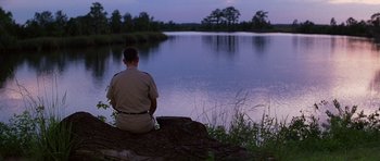 Movie still from “Forrest Gump” (1994), directed by Robert Zemeckis – Wide shot, Low angle