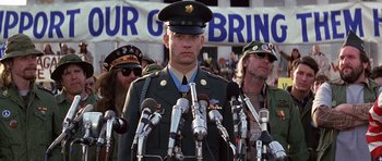 Movie still from “Forrest Gump” (1994), directed by Robert Zemeckis – Close Up shot, Low angle