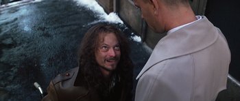 Movie still from “Forrest Gump” (1994), directed by Robert Zemeckis – Close Up shot, Over the shoulder angle