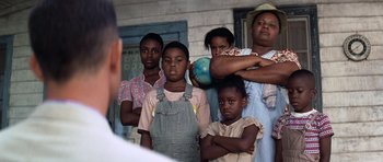 Movie still from “Forrest Gump” (1994), directed by Robert Zemeckis – Medium shot, Low angle